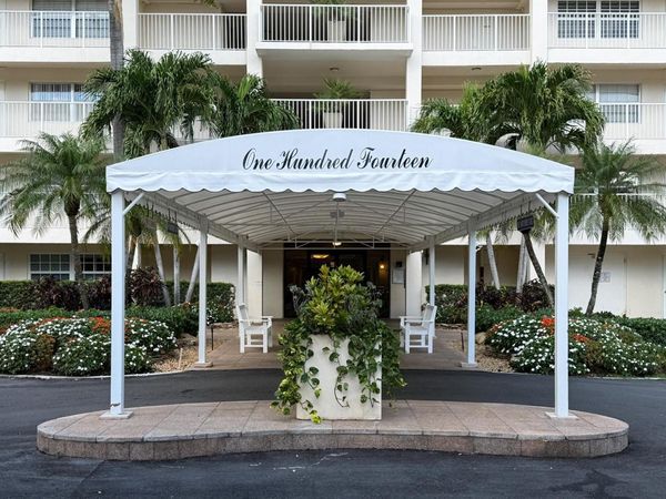 3507 Oaks Way , Unit 310, Pompano Beach, FL 33069