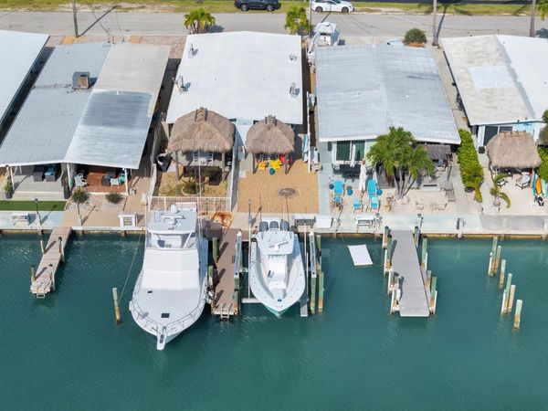 34 7th Street , Key Colony Beach, FL 33051
