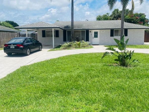 4295 Crestdale Street , Palm Beach Gardens, FL 33410