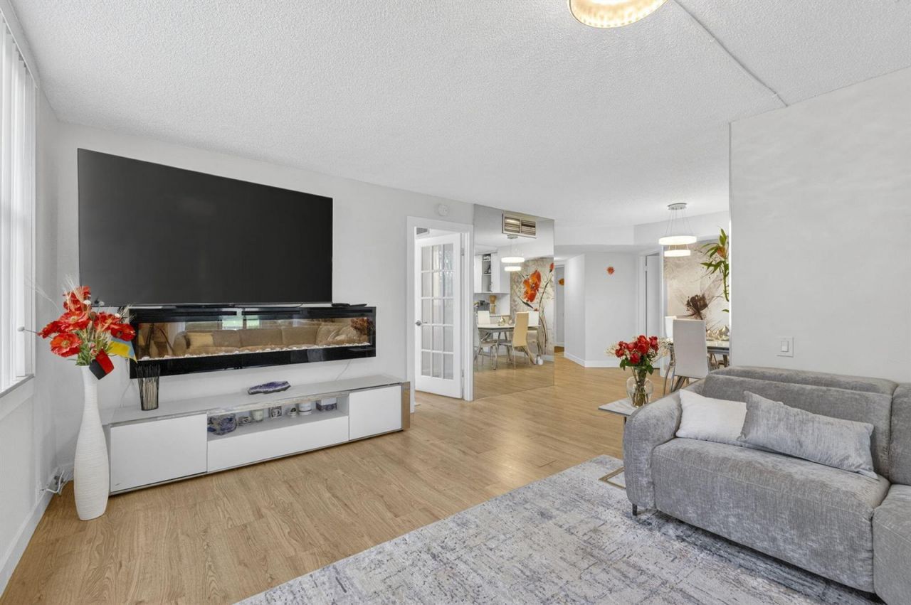 9081 Lime Bay Boulevard , Unit 115, Tamarac, FL 33321 Photo