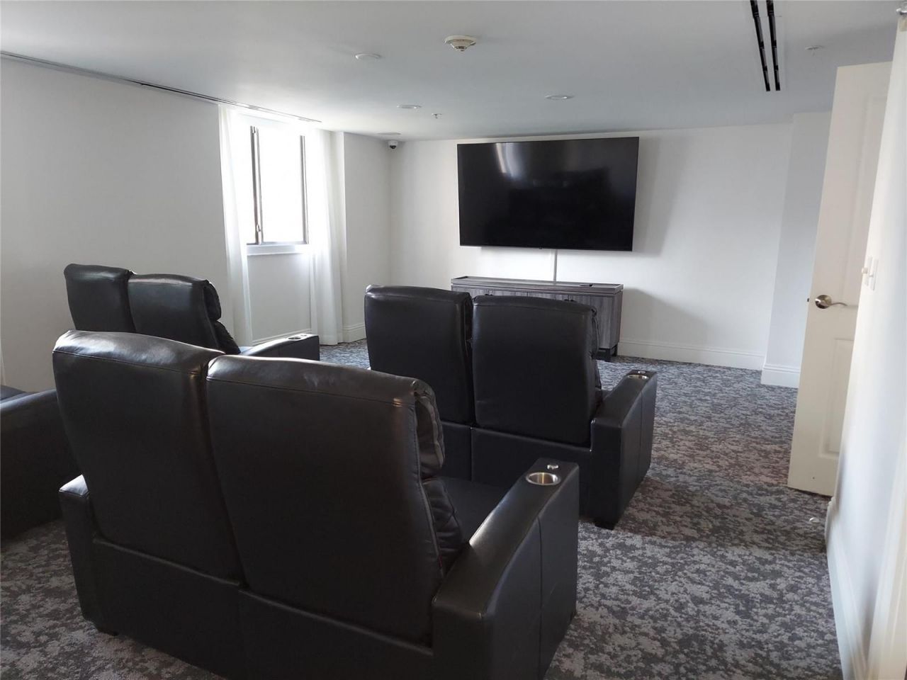 100 N Federal Highway , Unit 826, Fort Lauderdale, FL 33301 Photo
