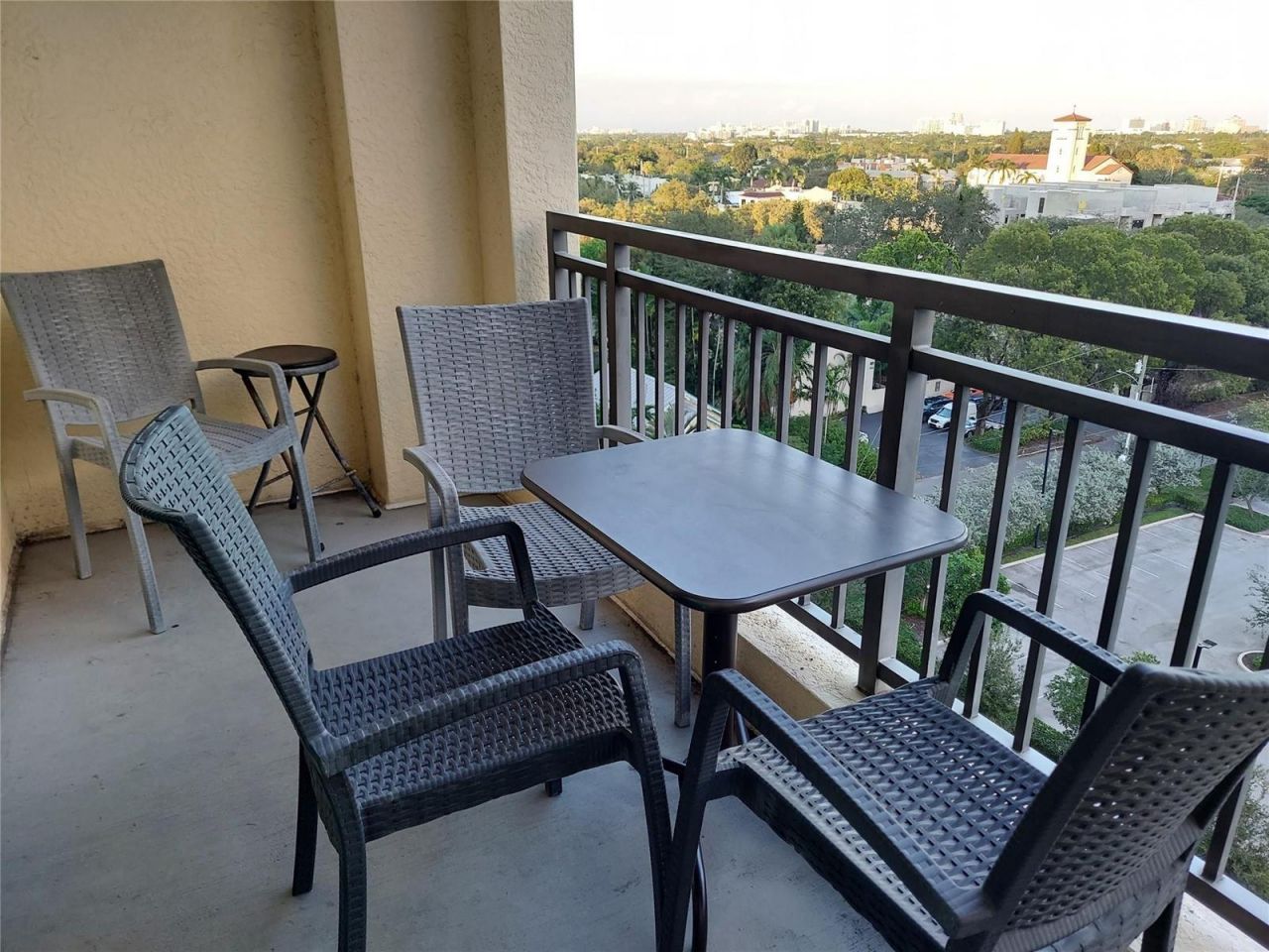 100 N Federal Highway , Unit 826, Fort Lauderdale, FL 33301 Photo