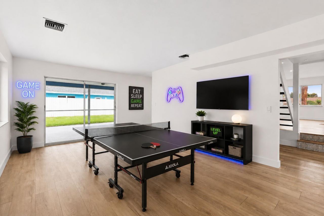 3905 Flag Drive , Palm Beach Gardens, FL 33410 Photo