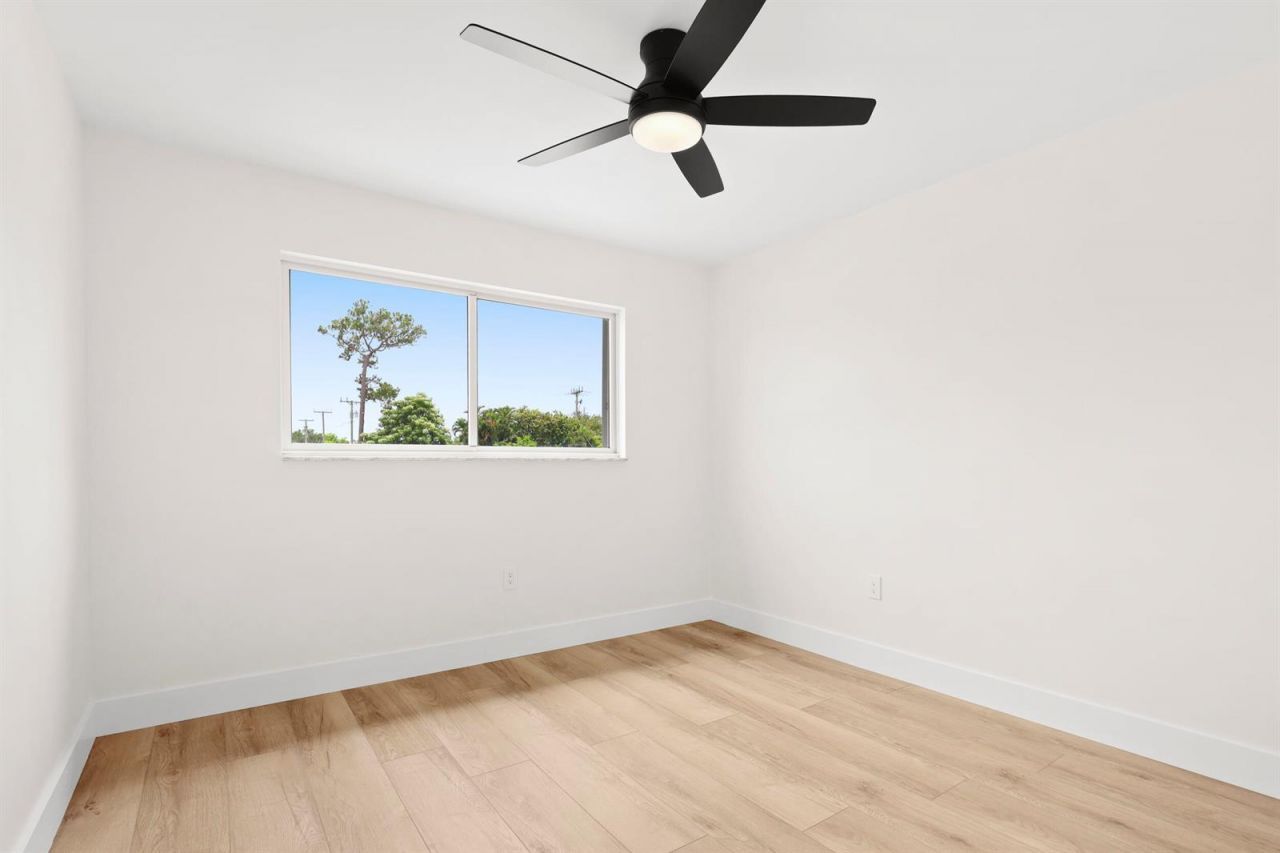 3905 Flag Drive , Palm Beach Gardens, FL 33410 Photo