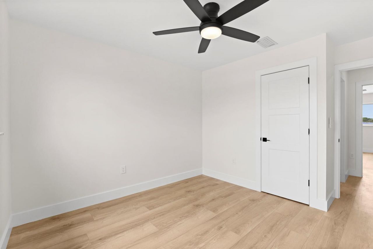 3905 Flag Drive , Palm Beach Gardens, FL 33410 Photo