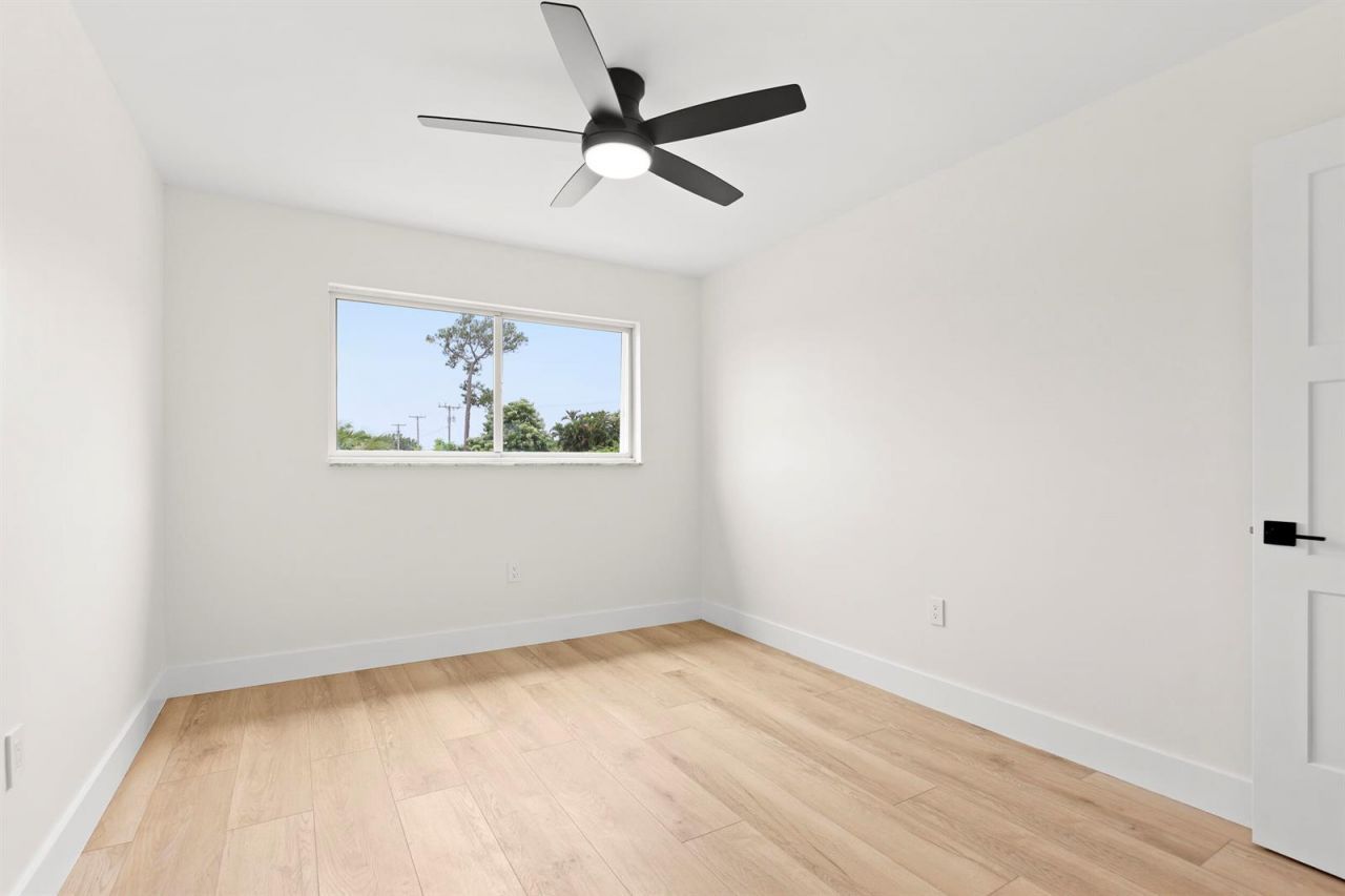 3905 Flag Drive , Palm Beach Gardens, FL 33410 Photo