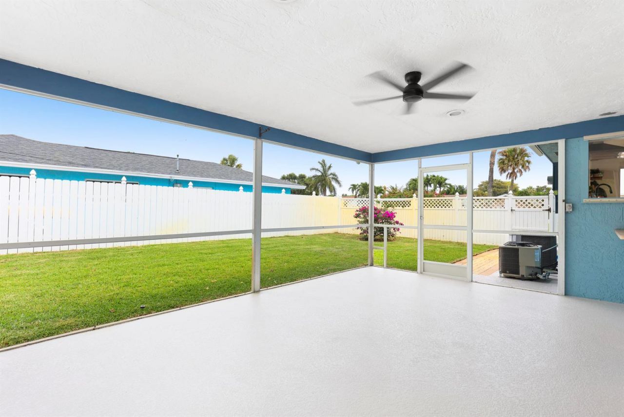 3905 Flag Drive , Palm Beach Gardens, FL 33410 Photo