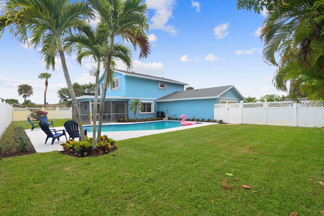 3905 Flag Drive , Palm Beach Gardens, FL 33410 Photo