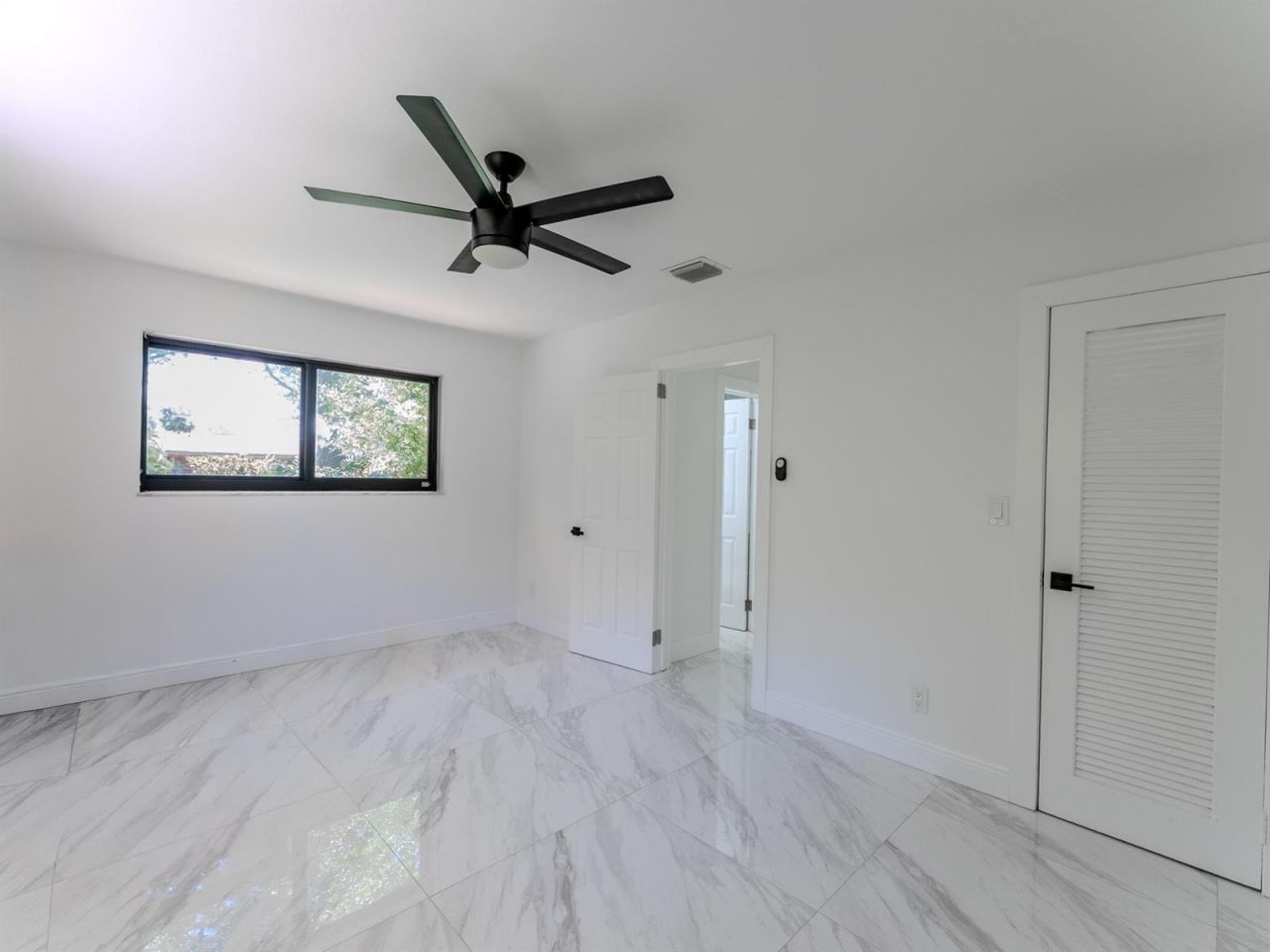 4190 SW 4th Street , Plantation, FL 33317 Photo