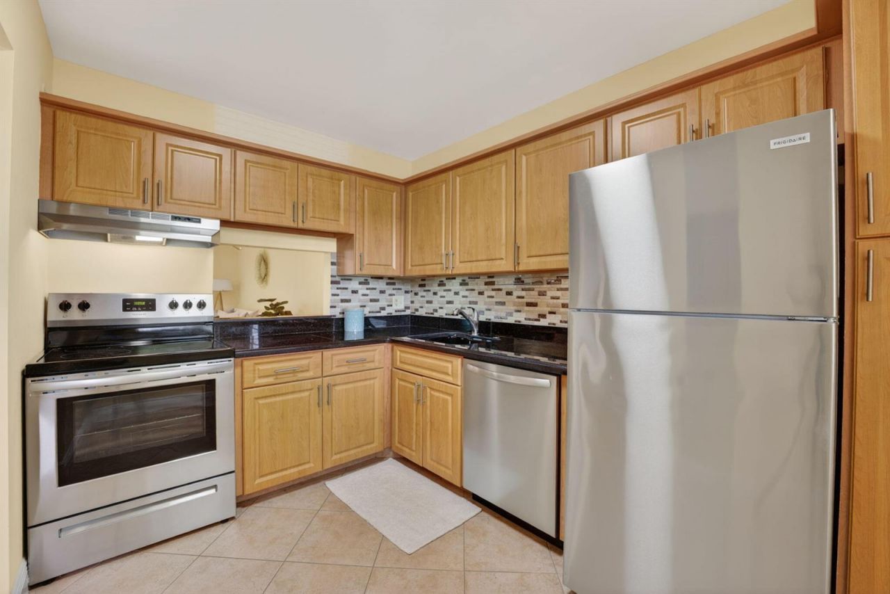 2800 Fiore Way , Unit 212, Delray Beach, FL 33445 Photo