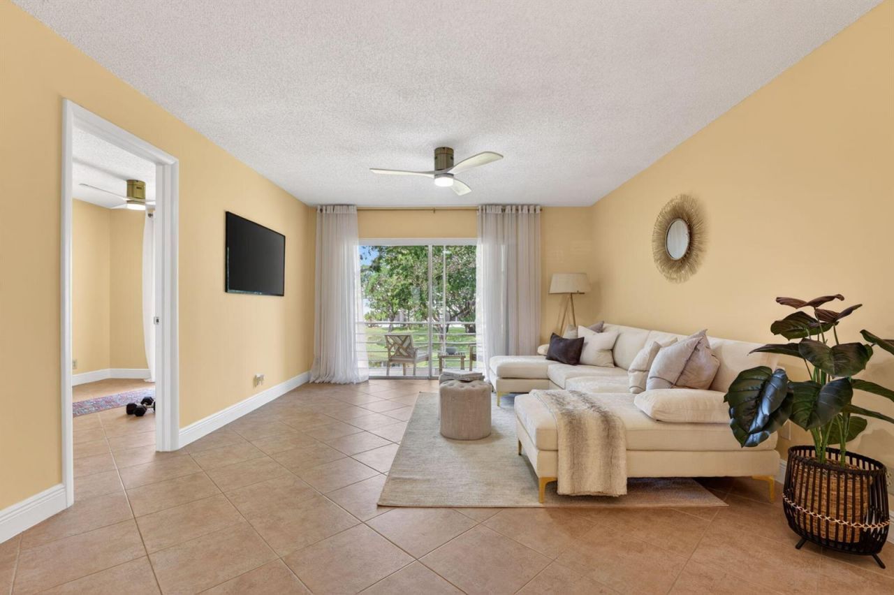 2800 Fiore Way , Unit 212, Delray Beach, FL 33445 Photo