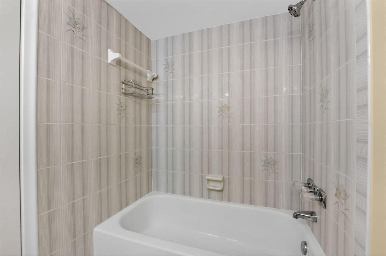 2800 Fiore Way , Unit 212, Delray Beach, FL 33445 Photo