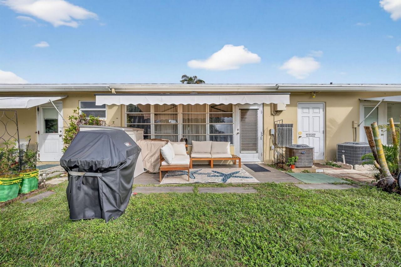 212 High Point Ter , Unit C, Delray Beach, FL 33445 Photo