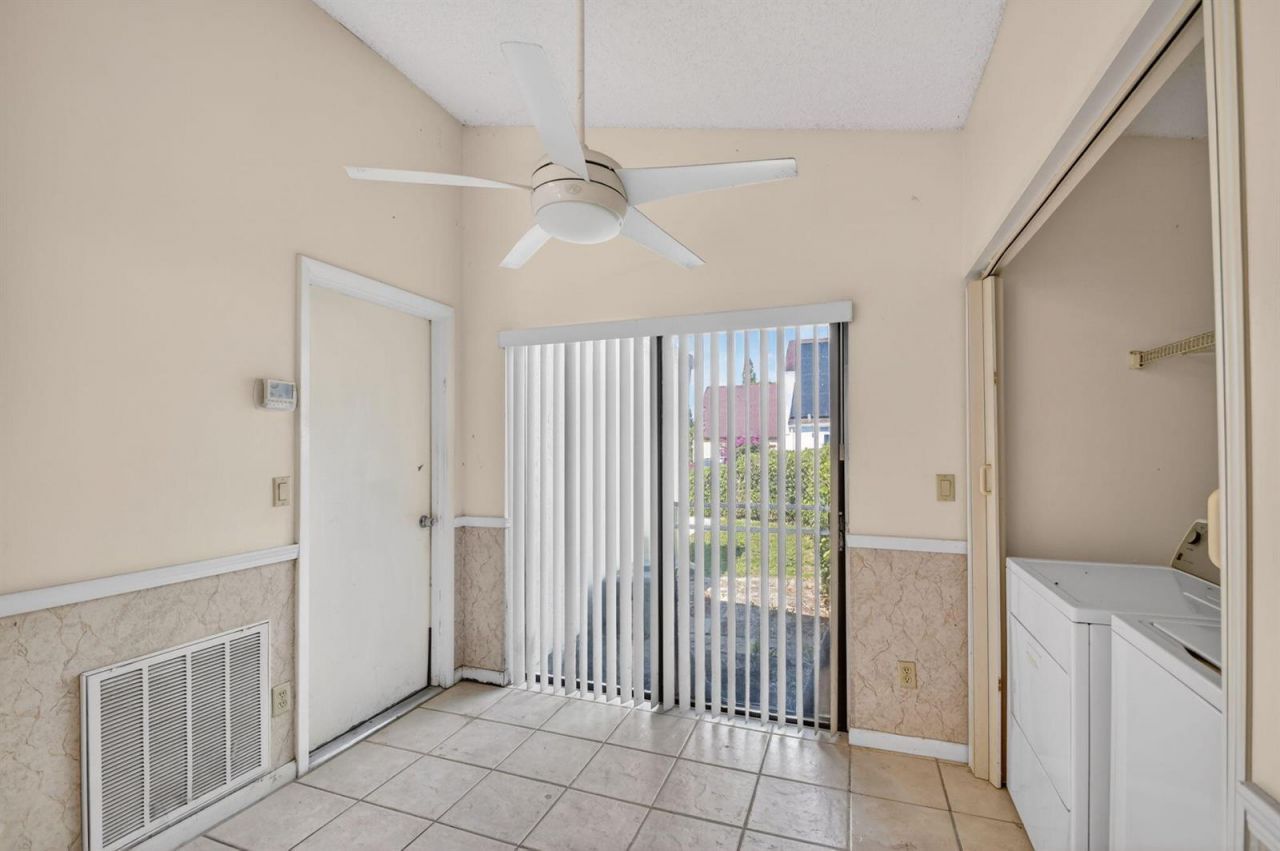 9 Corrie Place , Boynton Beach, FL 33426 Photo