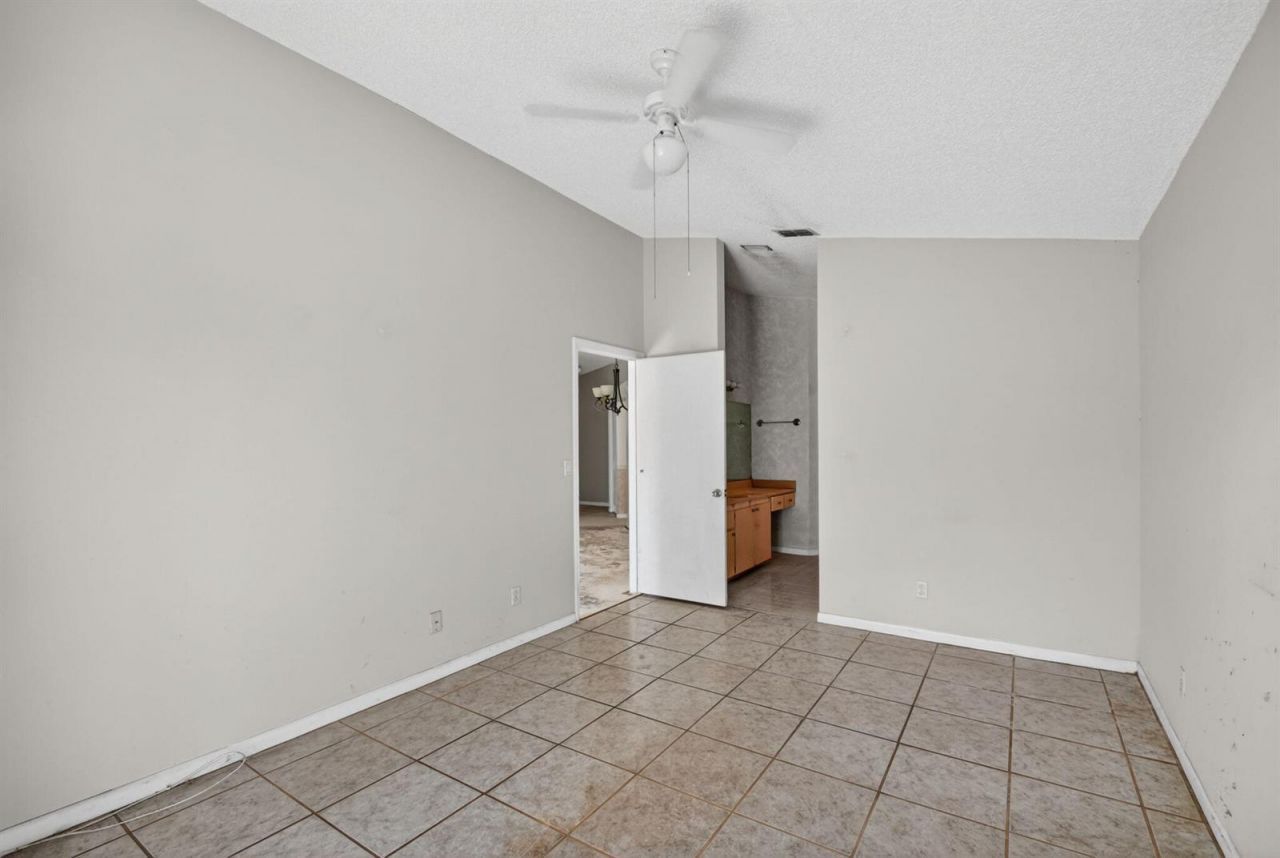 9 Corrie Place , Boynton Beach, FL 33426 Photo