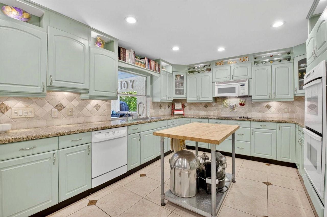 19803 Back 9 Drive , Boca Raton, FL 33498 Photo