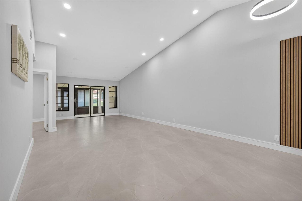 10924 Roebelini Palm Court , Unit A, Boynton Beach, FL 33437 Photo