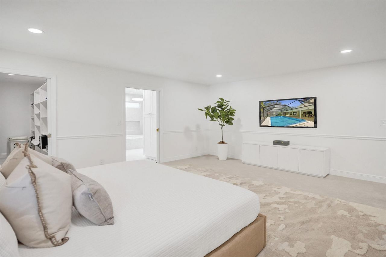 2401 NW 39th Street , Boca Raton, FL 33431 Photo