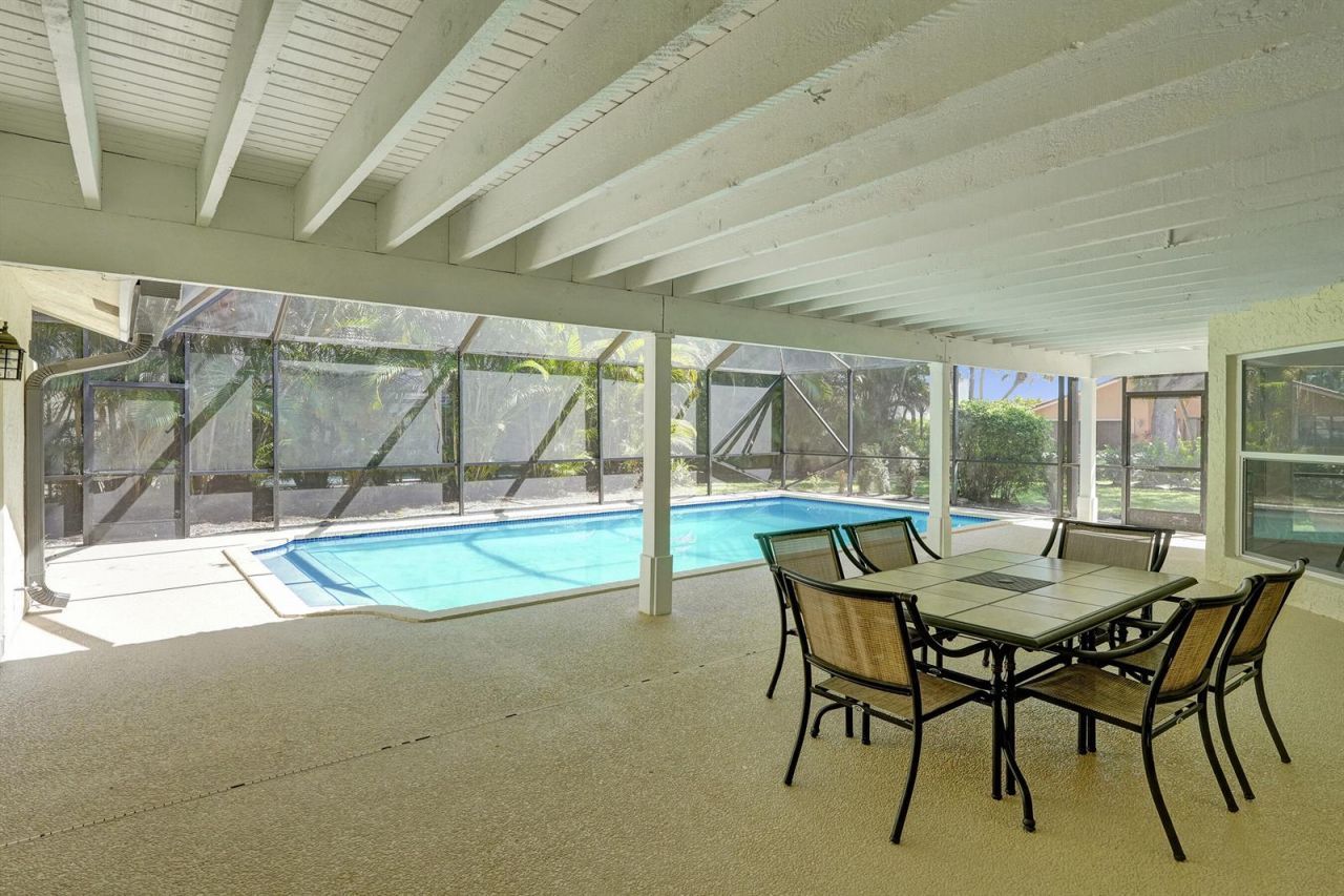 2401 NW 39th Street , Boca Raton, FL 33431 Photo