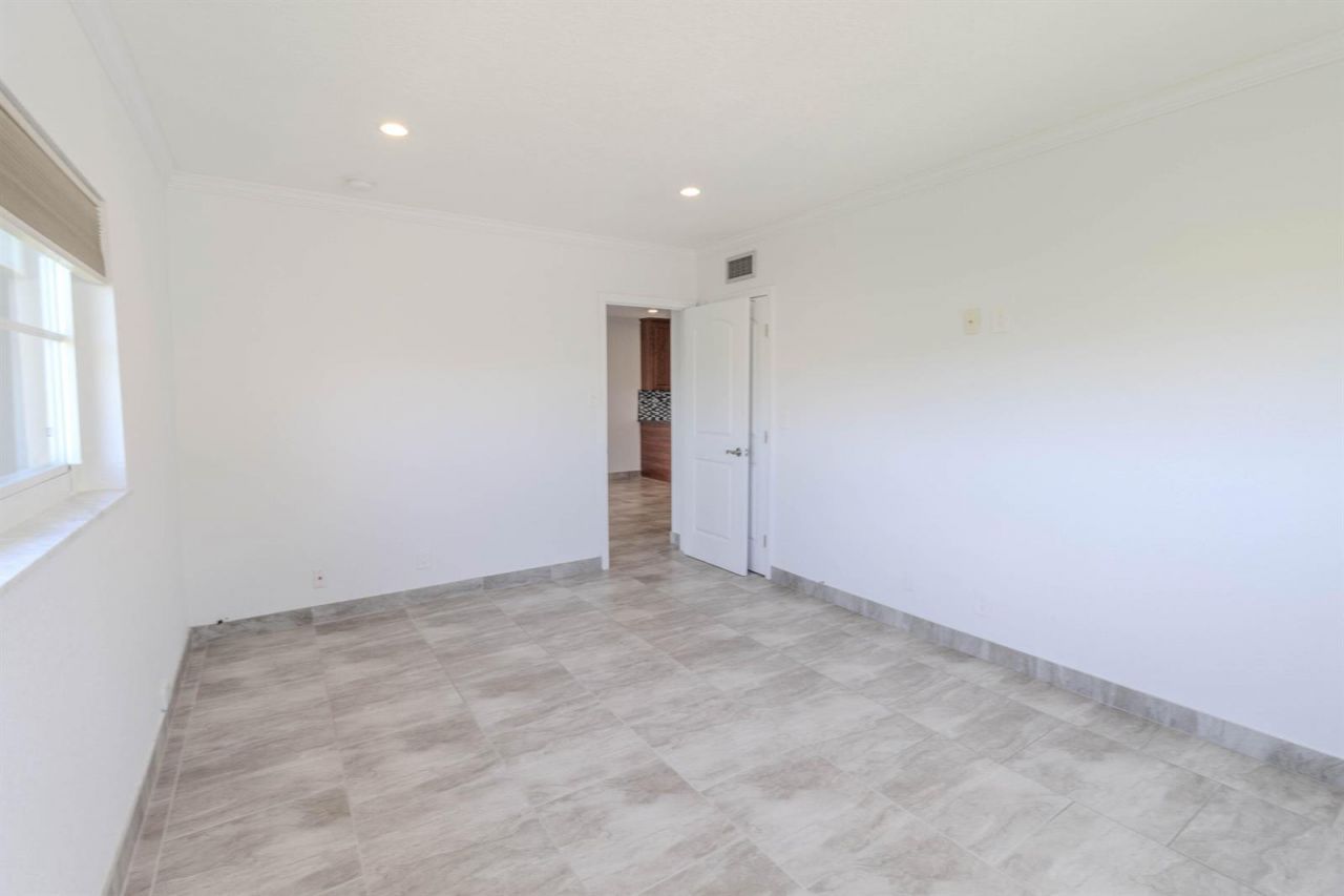 7855 NW 5th Court , Unit 201, Margate, FL 33063 Photo