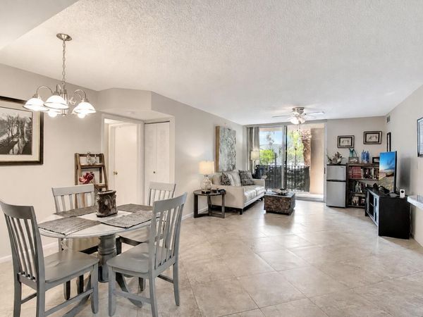 1000 Scotia Drive , Unit 204, Hypoluxo, FL 33462