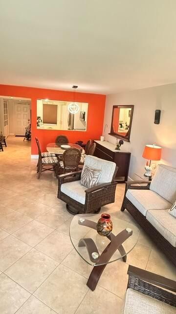 4031 N Cypress Drive , Unit 101, Pompano Beach, FL 33069 Photo