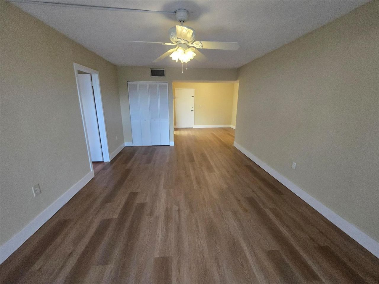 1681 NW 70th Avenue , Unit 403, Plantation, FL 33313 Photo