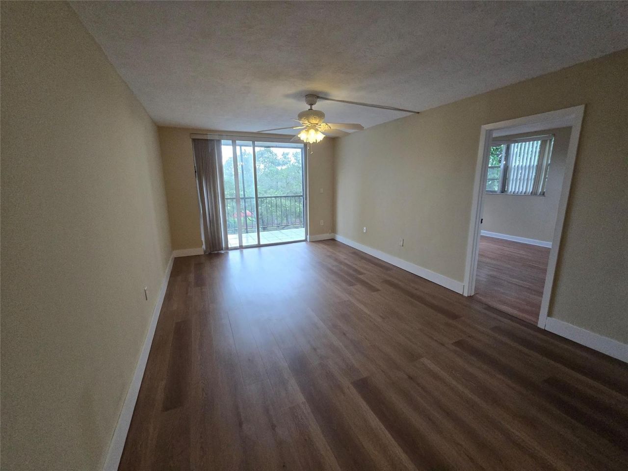 1681 NW 70th Avenue , Unit 403, Plantation, FL 33313 Photo