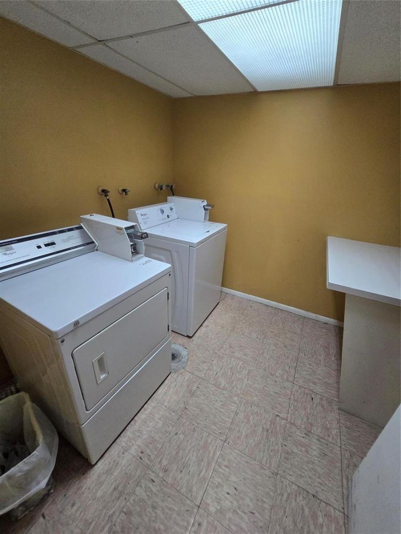 1681 NW 70th Avenue , Unit 403, Plantation, FL 33313 Photo