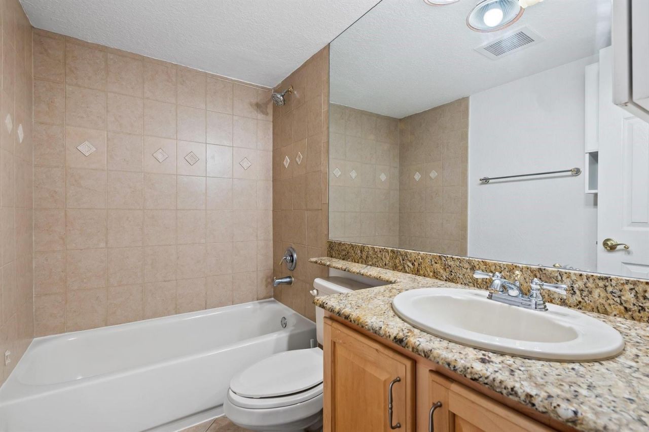 1515 E Broward Boulevard , Unit 326, Fort Lauderdale, FL 33301 Photo