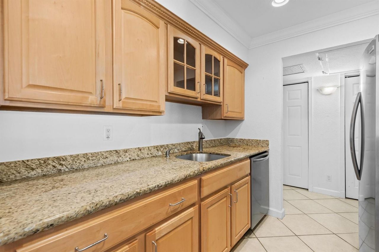 1515 E Broward Boulevard , Unit 326, Fort Lauderdale, FL 33301 Photo