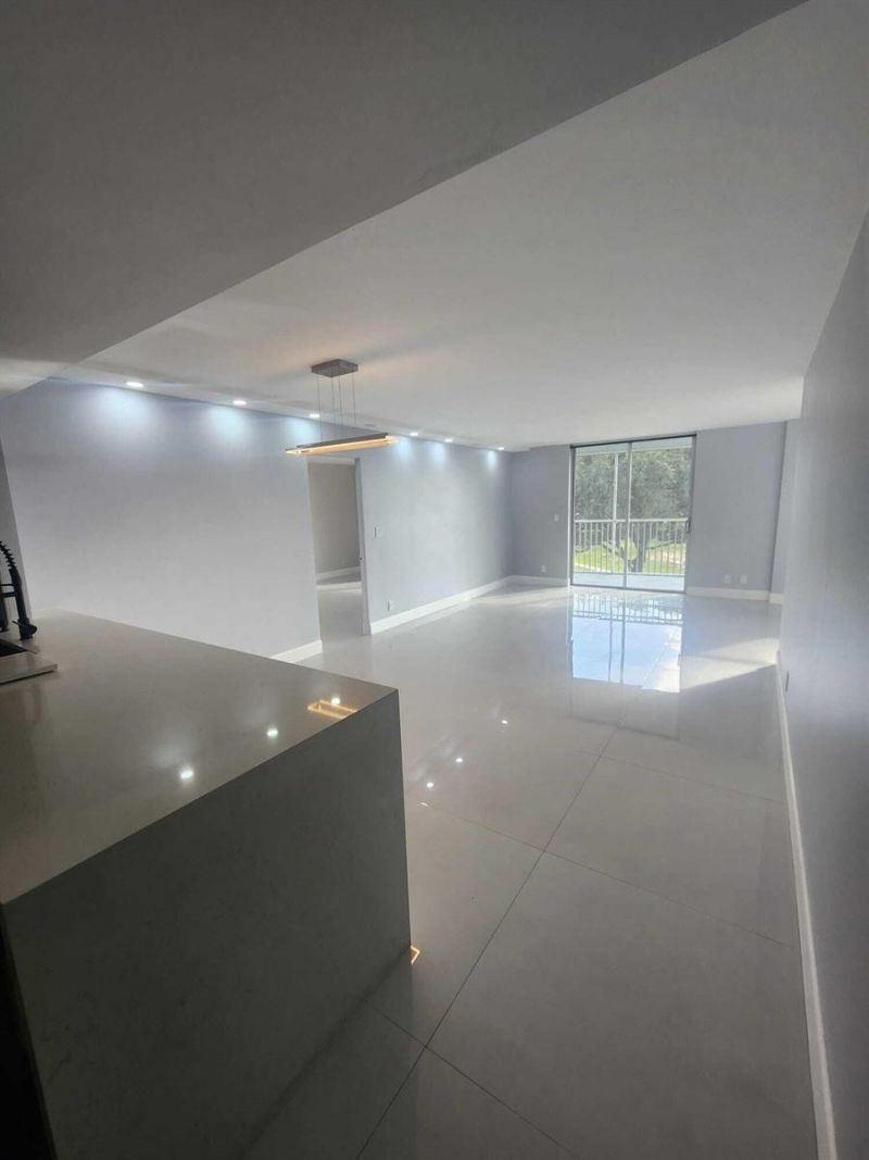 5301 NW 2nd Avenue , Unit Apt 307, Boca Raton, FL 33487 Photo