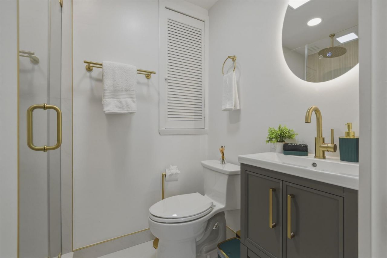 610 NE 16th Terrace , Fort Lauderdale, FL 33304 Photo