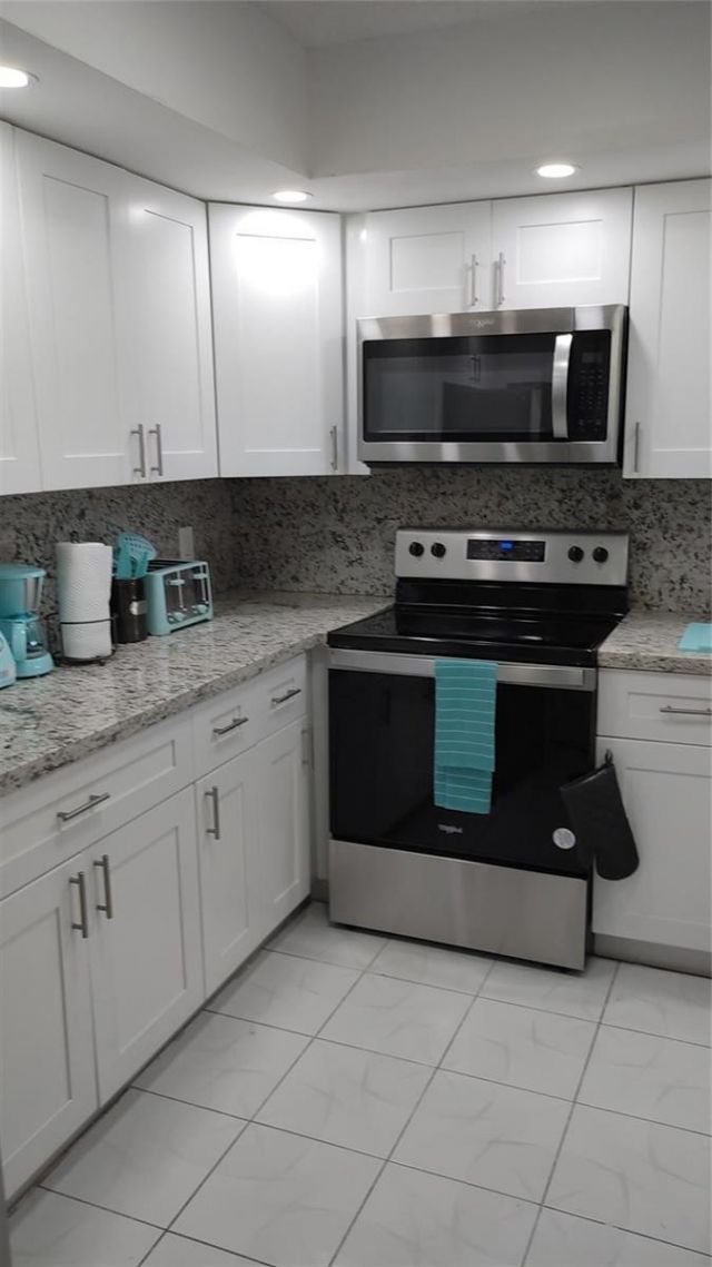 12900 SW 7th Court , Unit 410b, Pembroke Pines, FL 33027 Photo