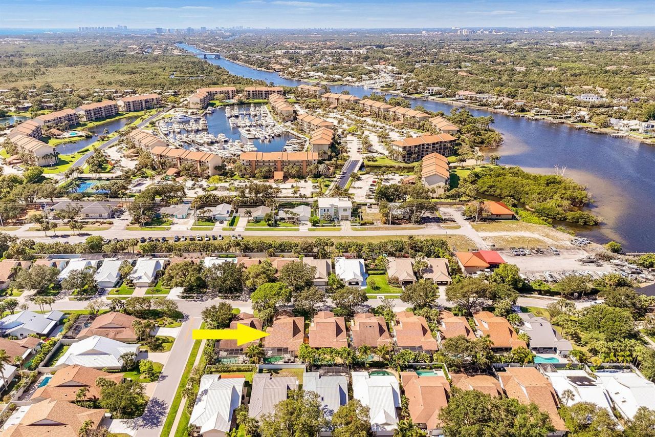 137 Harbourside Circle , Jupiter, FL 33477 Photo
