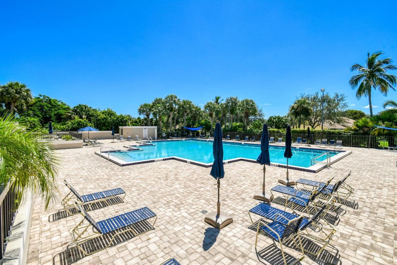 137 Harbourside Circle , Jupiter, FL 33477 Photo