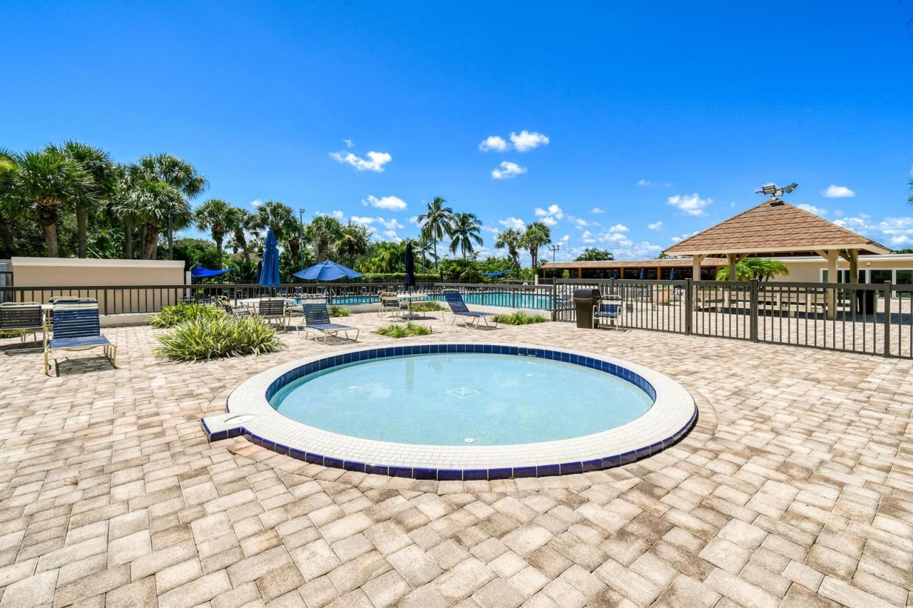137 Harbourside Circle , Jupiter, FL 33477 Photo