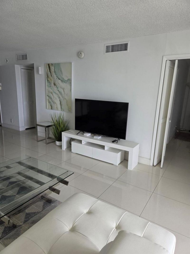 3091 N Course Drive , Unit 208, Pompano Beach, FL 33069 Photo