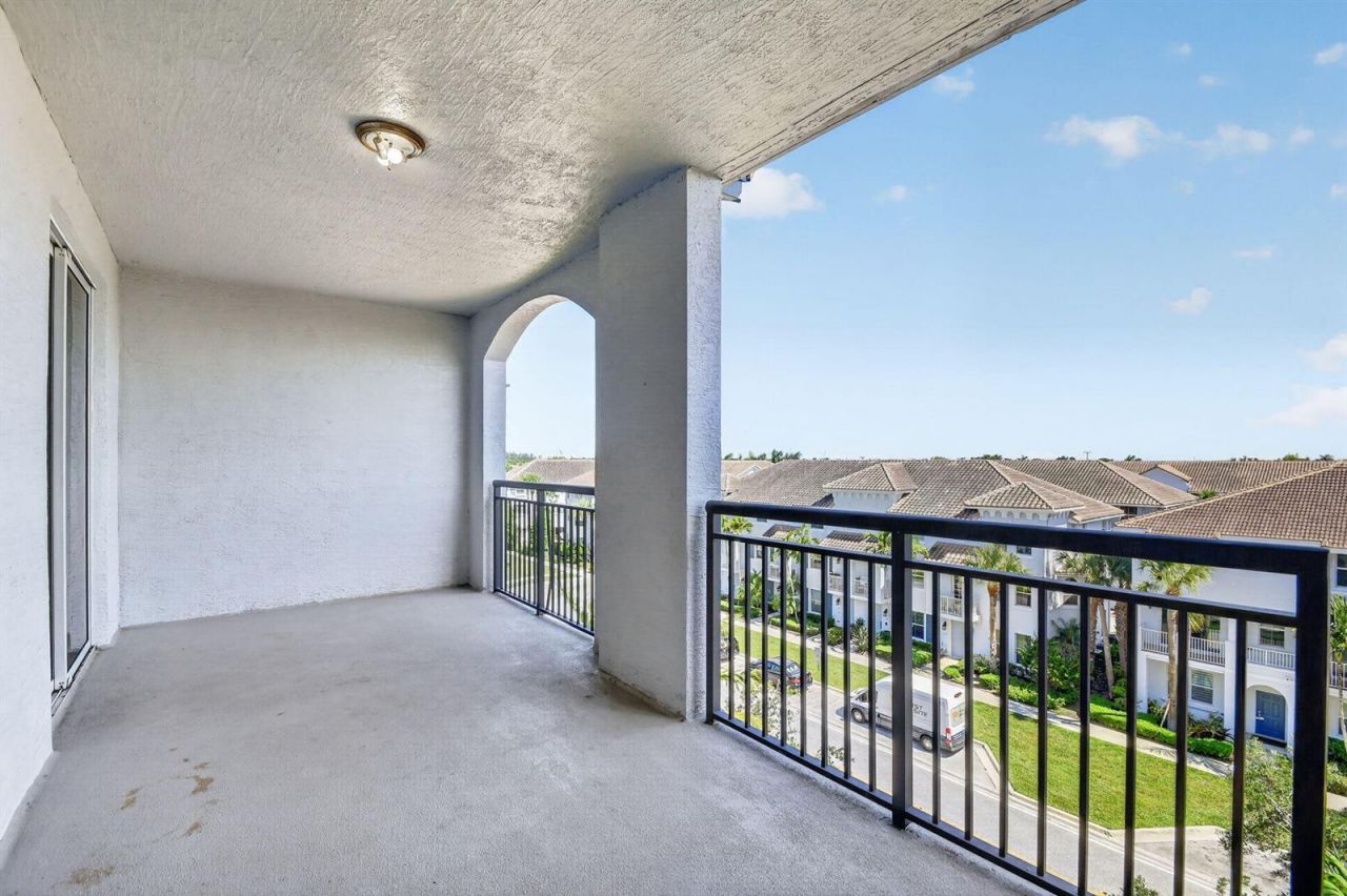 1660 Renaissance Commons Boulevard , Unit 2517, Boynton Beach, FL 33426 Photo