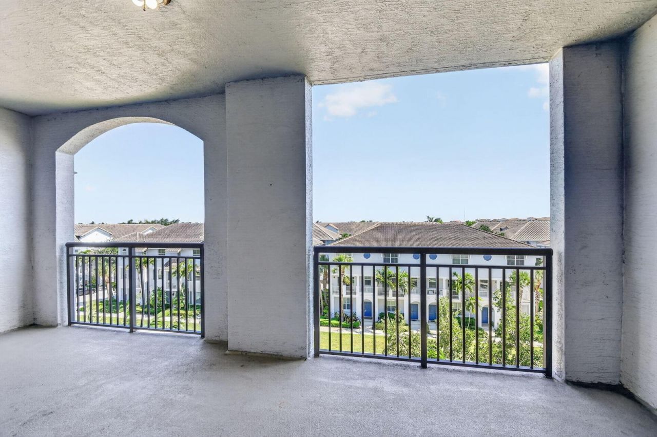 1660 Renaissance Commons Boulevard , Unit 2517, Boynton Beach, FL 33426 Photo