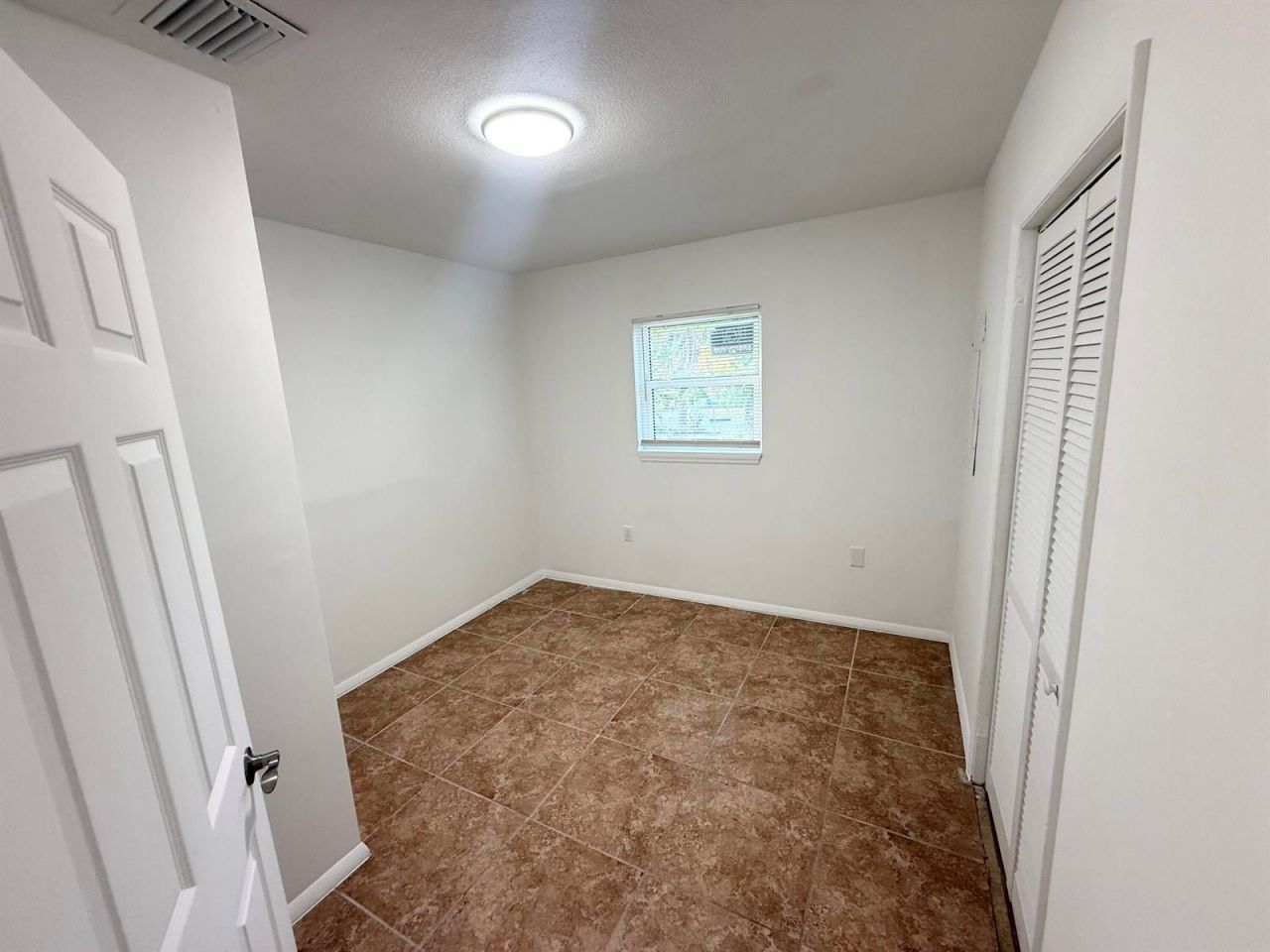 912 SE Tarpon Avenue , Stuart, FL 34994 Photo
