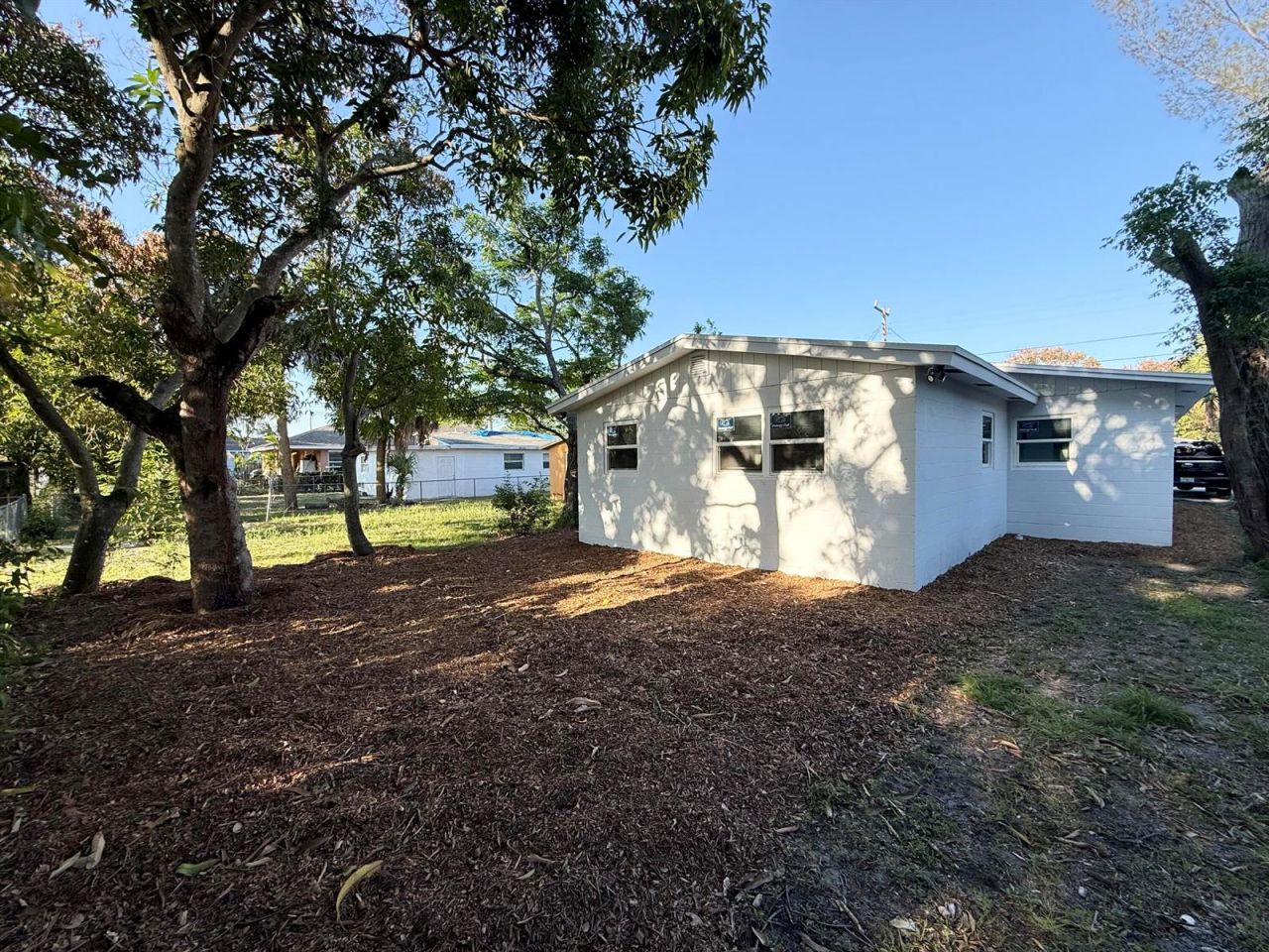 912 SE Tarpon Avenue , Stuart, FL 34994 Photo