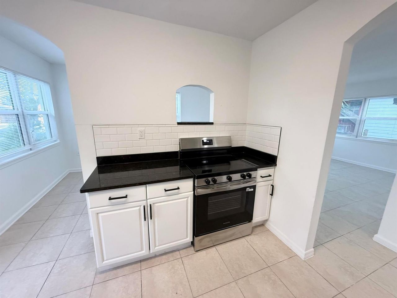912 SE Tarpon Avenue , Stuart, FL 34994 Photo