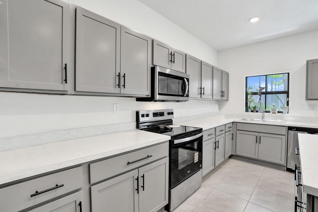 975 NW 3rd Terrace , Pompano Beach, FL 33060 Photo