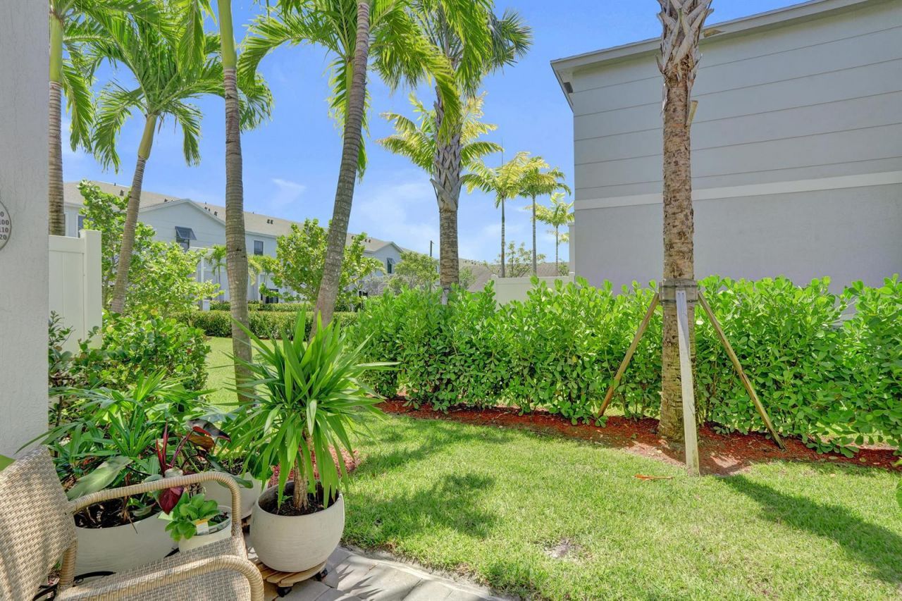 975 NW 3rd Terrace , Pompano Beach, FL 33060 Photo
