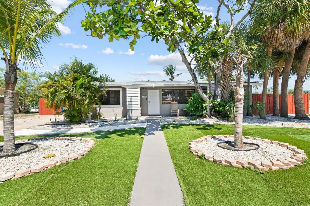 2300 NE 12th Avenue , Pompano Beach, FL 33064 Photo