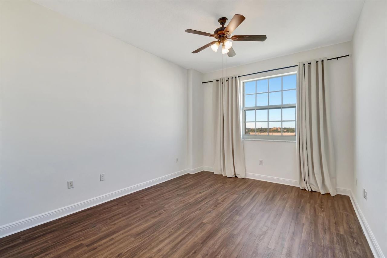 610 Clematis Street , Unit 833, West Palm Beach, FL 33401 Photo