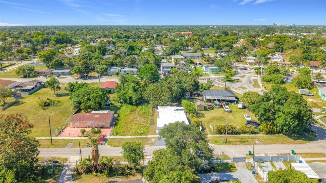 10235 SW 177th Street , Miami, FL 33157 Photo