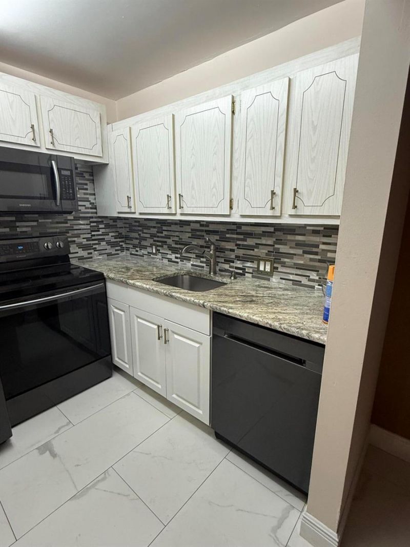 314 Dorset H , Boca Raton, FL 33434 Photo