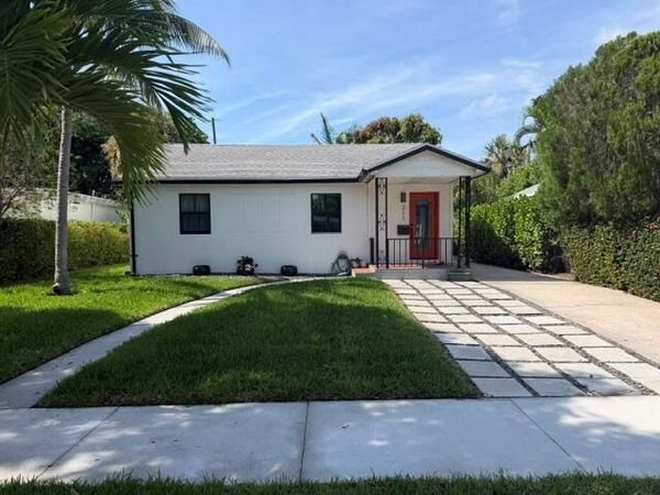 211 Princeton Drive , Lake Worth, FL 33460
